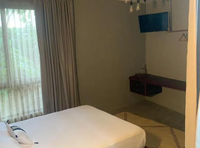 Hotel Ariche &