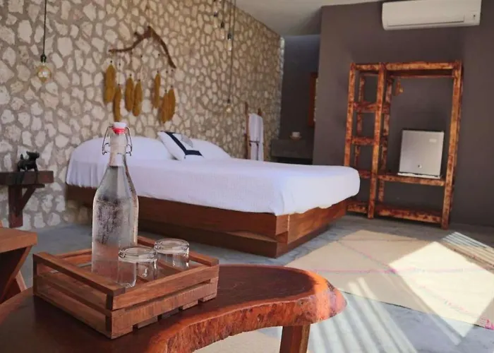 Ariche & Hotel *